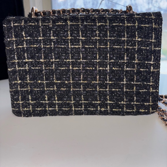 Badgley Mischka Black Tweed Chain Crossbody Bag NWT - Picture 5 of 7